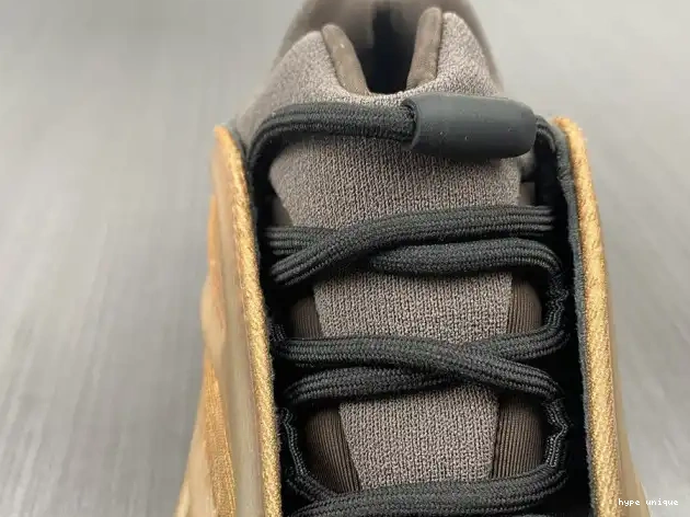 hype Yeezy GY4109 Boost Copfade Adidas 700 V3 0518